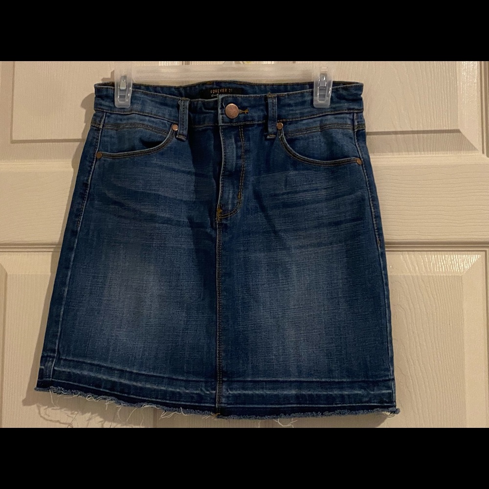 Ladies skirts